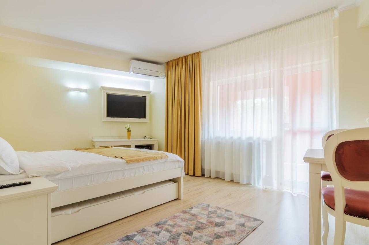 Hotel Central - Băile Olăneşti Dış mekan fotoğraf