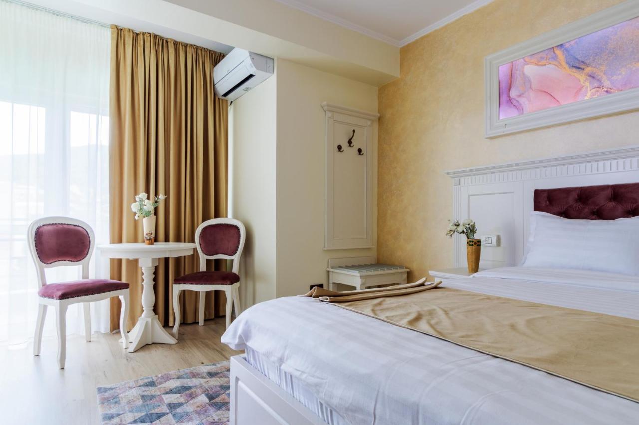 Hotel Central - Băile Olăneşti Dış mekan fotoğraf